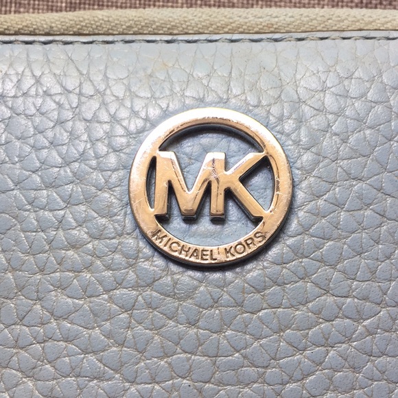 Michael Kors Wristlet - Picture 2 of 3